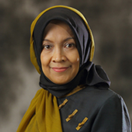 Dr. Amelia Naim