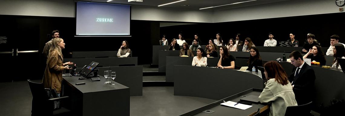 Estudiantes de máster asisten a la sesión del Ciclo Salidas Profesionales organizada en colaboración con Zara Home