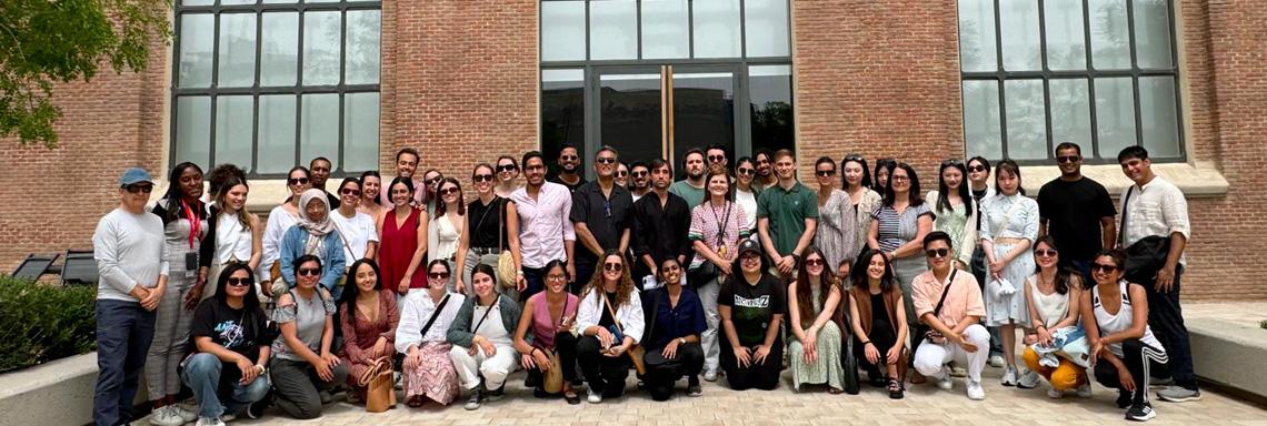 Los estudiantes del MDGAE visitan dos edificios de Madrid reconocidos por su arquitectura regenerativa