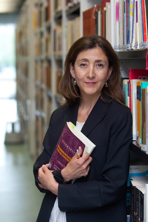 Ingrid Betancourt se documenta en la Universidad para la ...